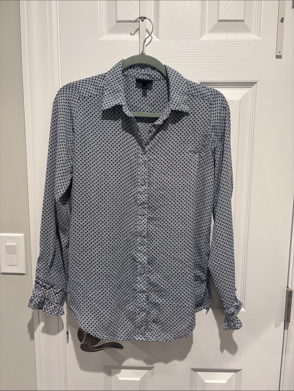 Who What Wear Blue Polka Dot Button-Up Blouse